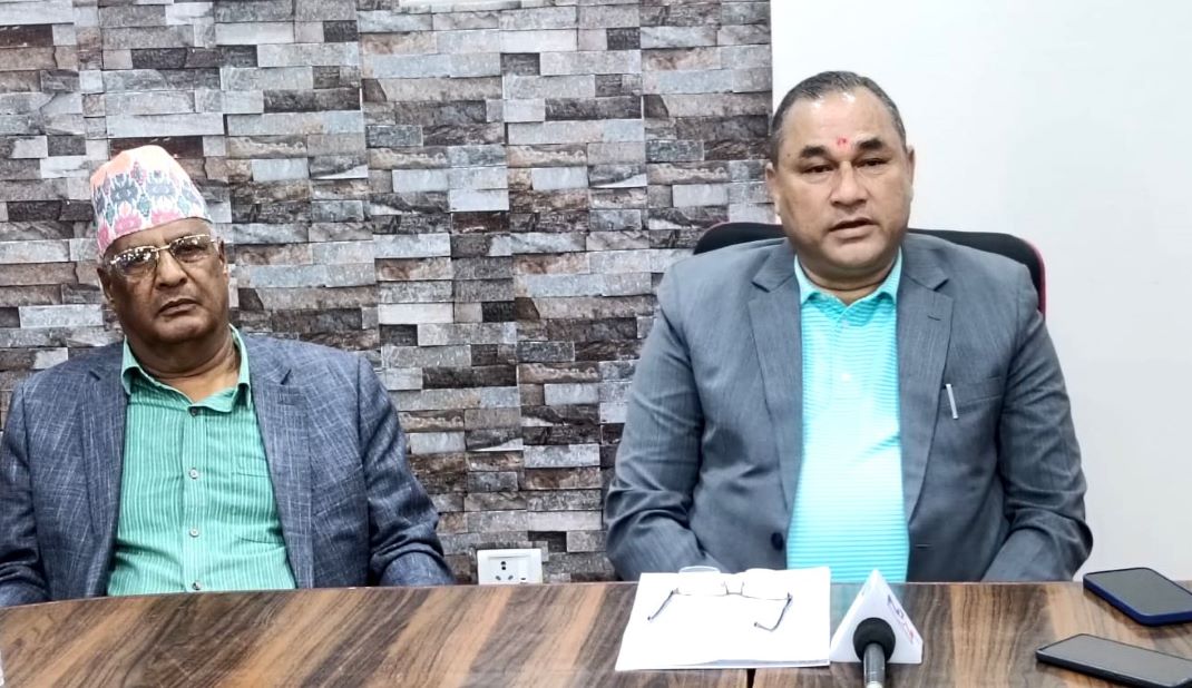 कार्यवाहक मुख्यमन्त्रीको जिम्मेवारी आर्थिक मामिलामन्त्री थापालाई