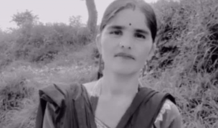कैलालीमा मोटरसाइकलको ठक्करबाट घाइते भएकी महिलाको मृत्यु