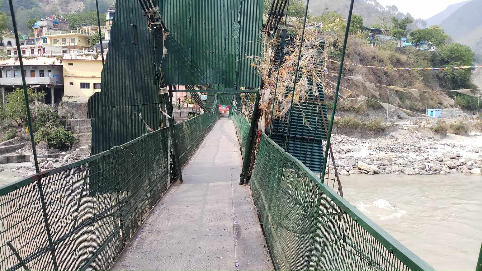दार्चुलामा भारतीय पक्षले बन्द गराए सिमानामा पर्ने महाकाली नदी पुल