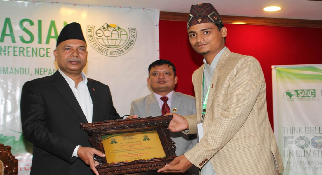 Samuyal Neupane from Dhangadhi has honoured the Everest Climate Action Award 2023